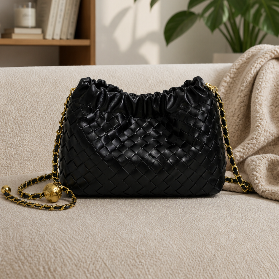 The Devinsknot Bag