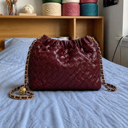 The Devinsknot Bag